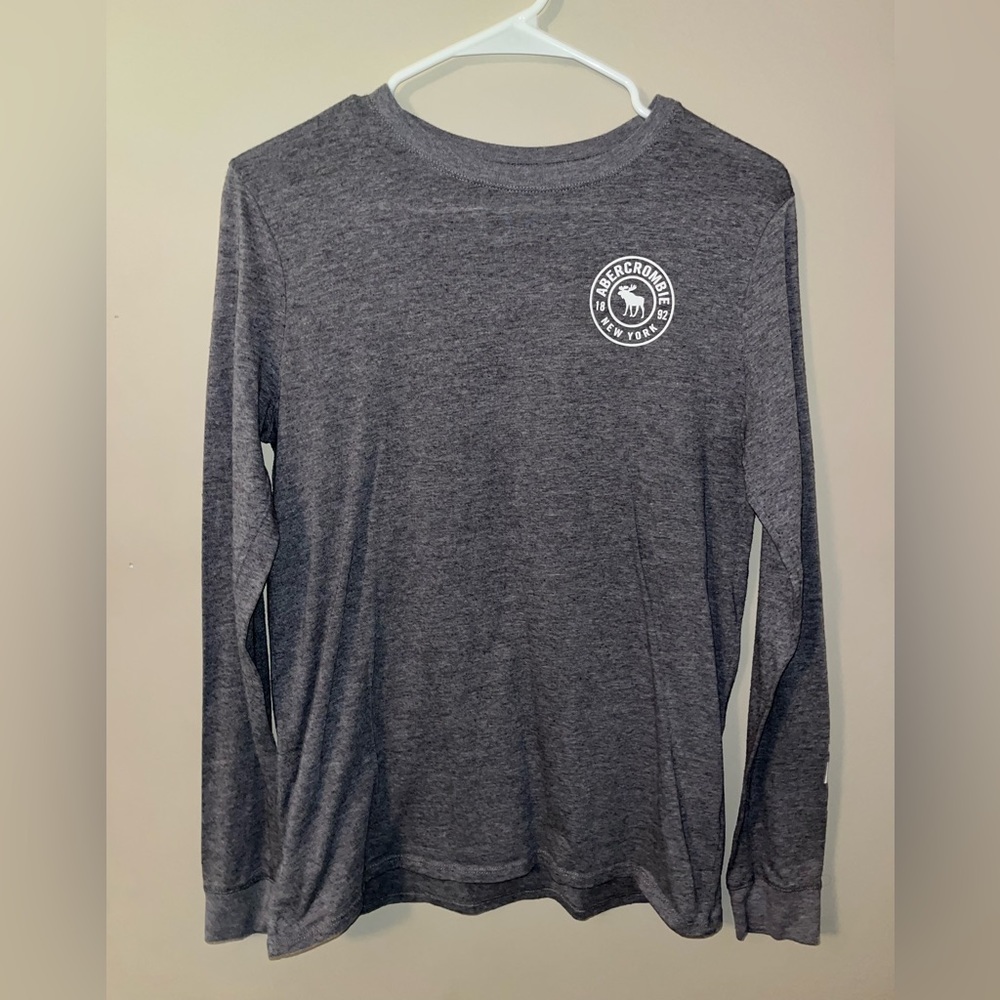 Abercrombie and Fitch Long Sleeve Gray Tee